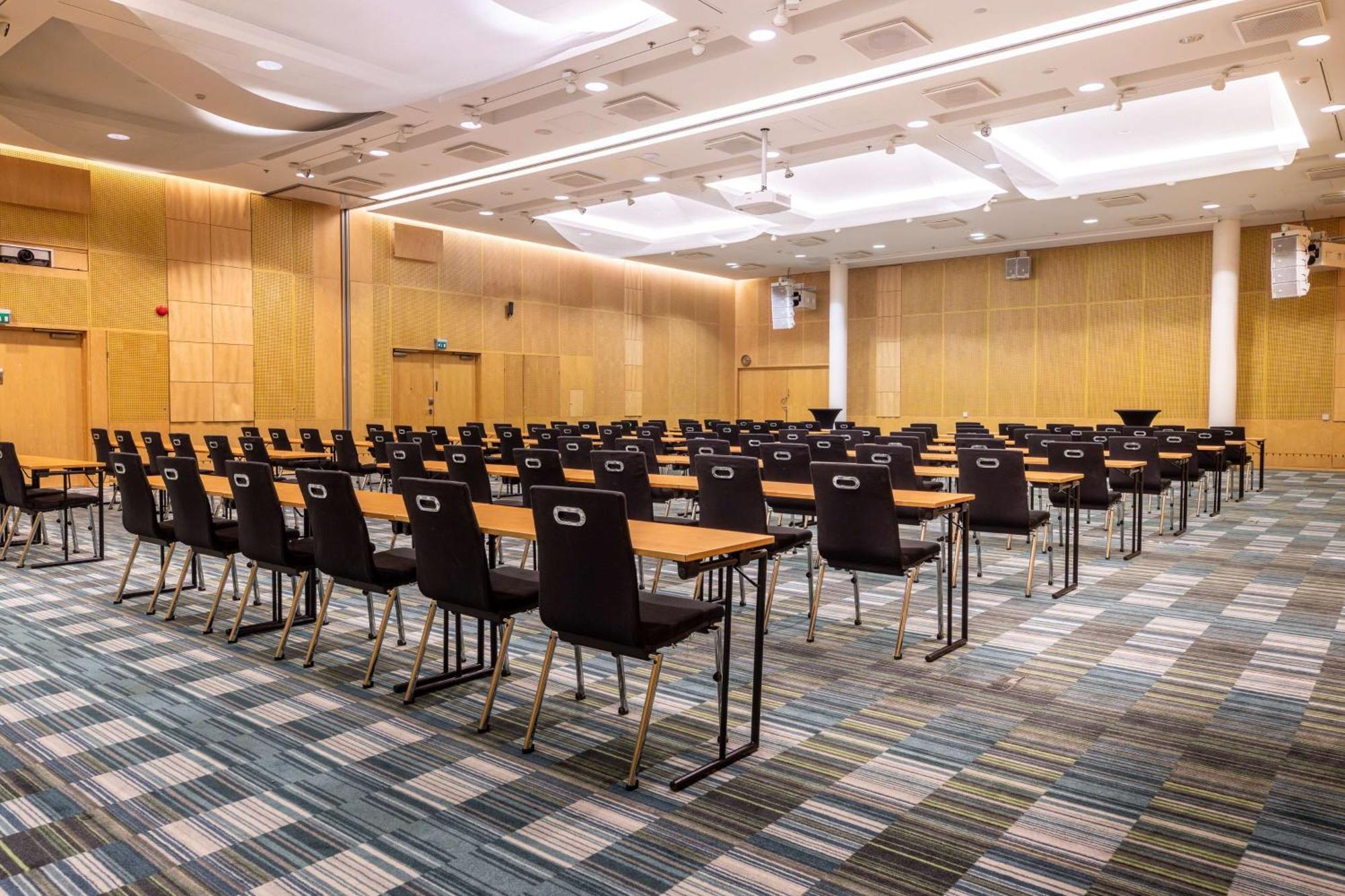 Hilton Helsinki Airport Hotel Vantaa Ngoại thất bức ảnh