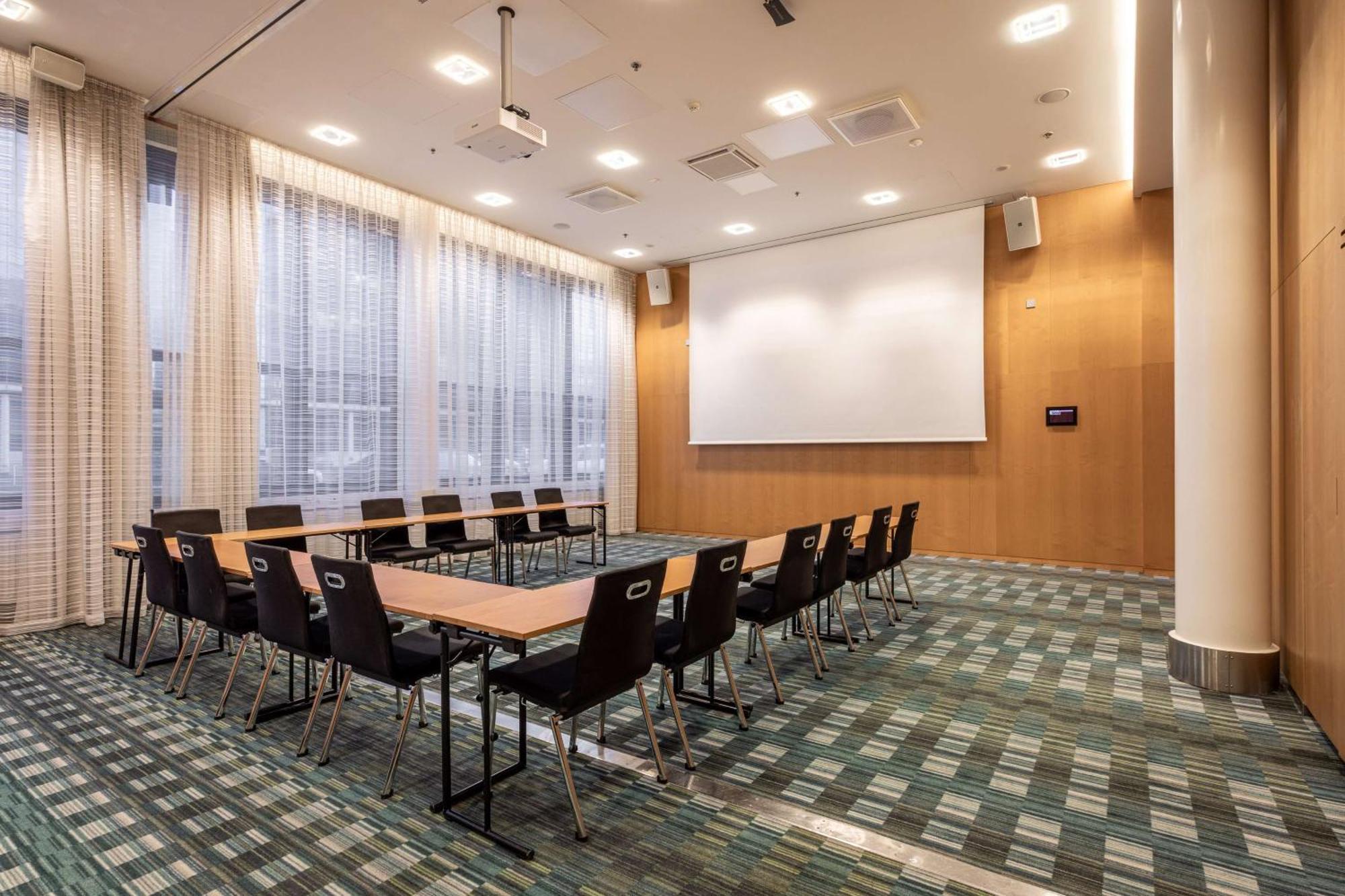 Hilton Helsinki Airport Hotel Vantaa Ngoại thất bức ảnh