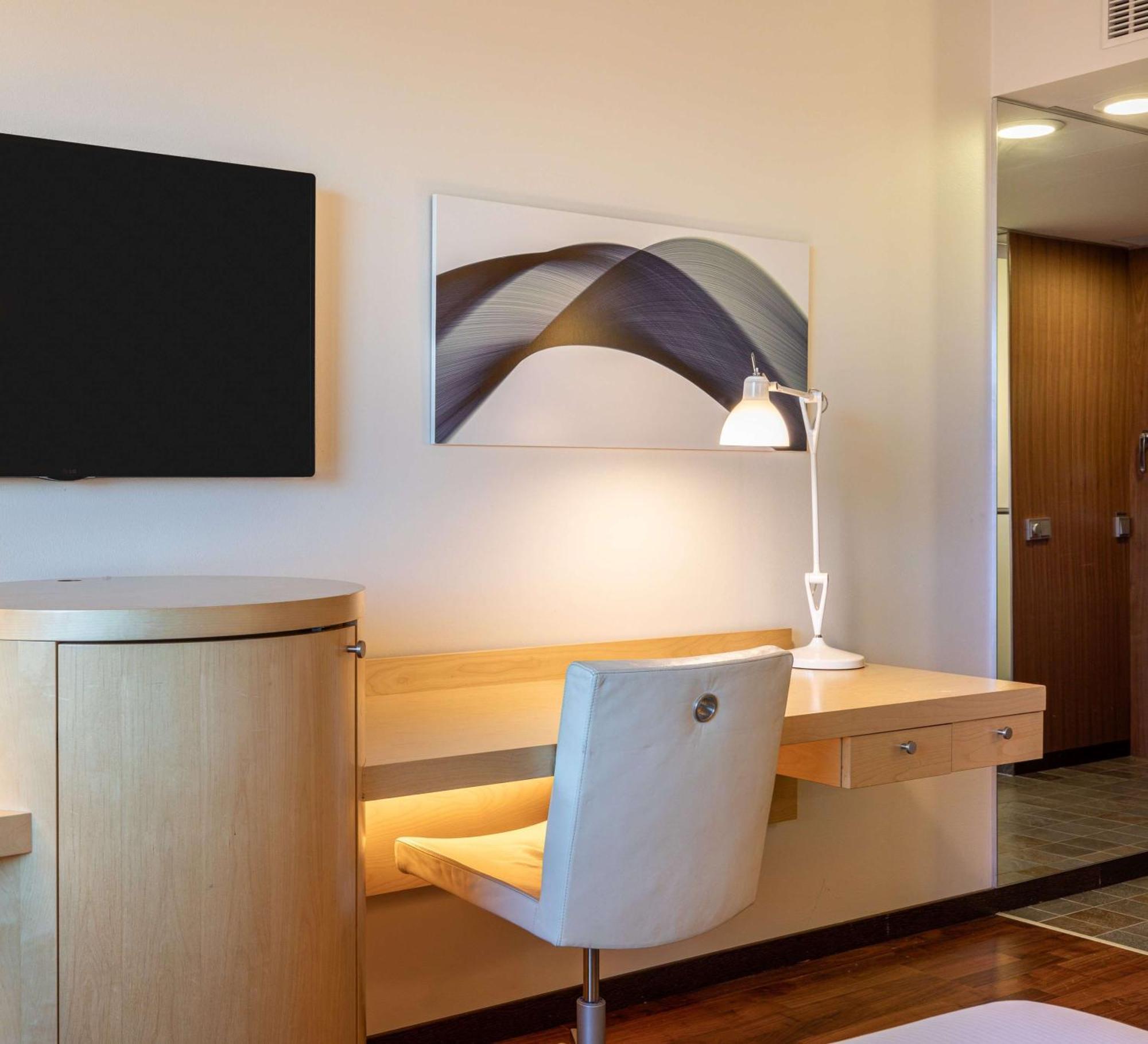 Hilton Helsinki Airport Hotel Vantaa Ngoại thất bức ảnh